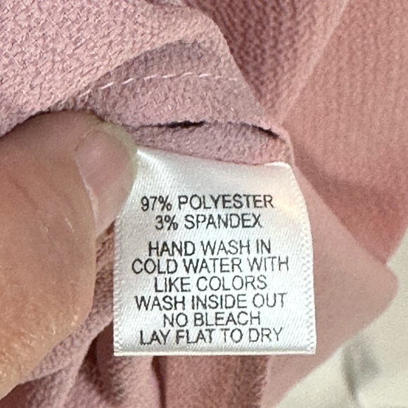 Gibsonlook Sleeveless V Neck Ruffle Collar Blouse - Rose Pink - size Medium - Picture 5 of 7